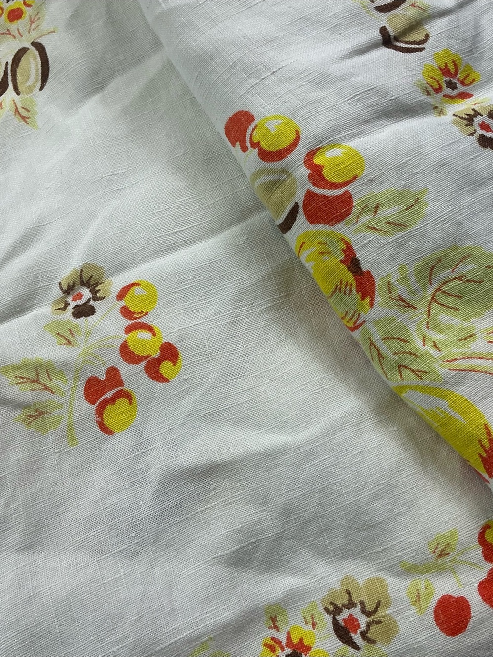 Vintage tablecloth cotton/linen mid-century bundle set of five - Picture 4 of 10